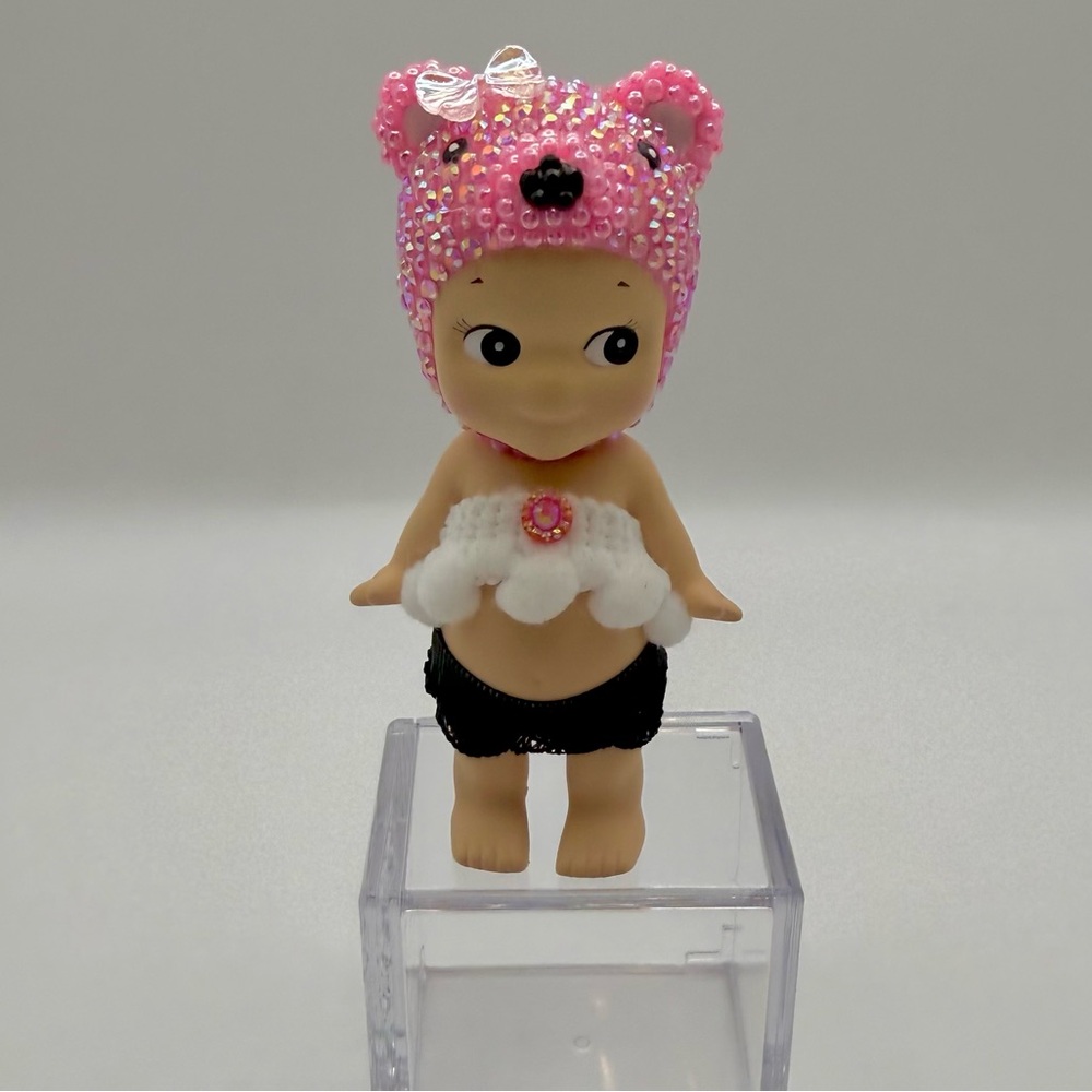 Custom “White Bear” Sonny Angel from the Animal V1 Series.